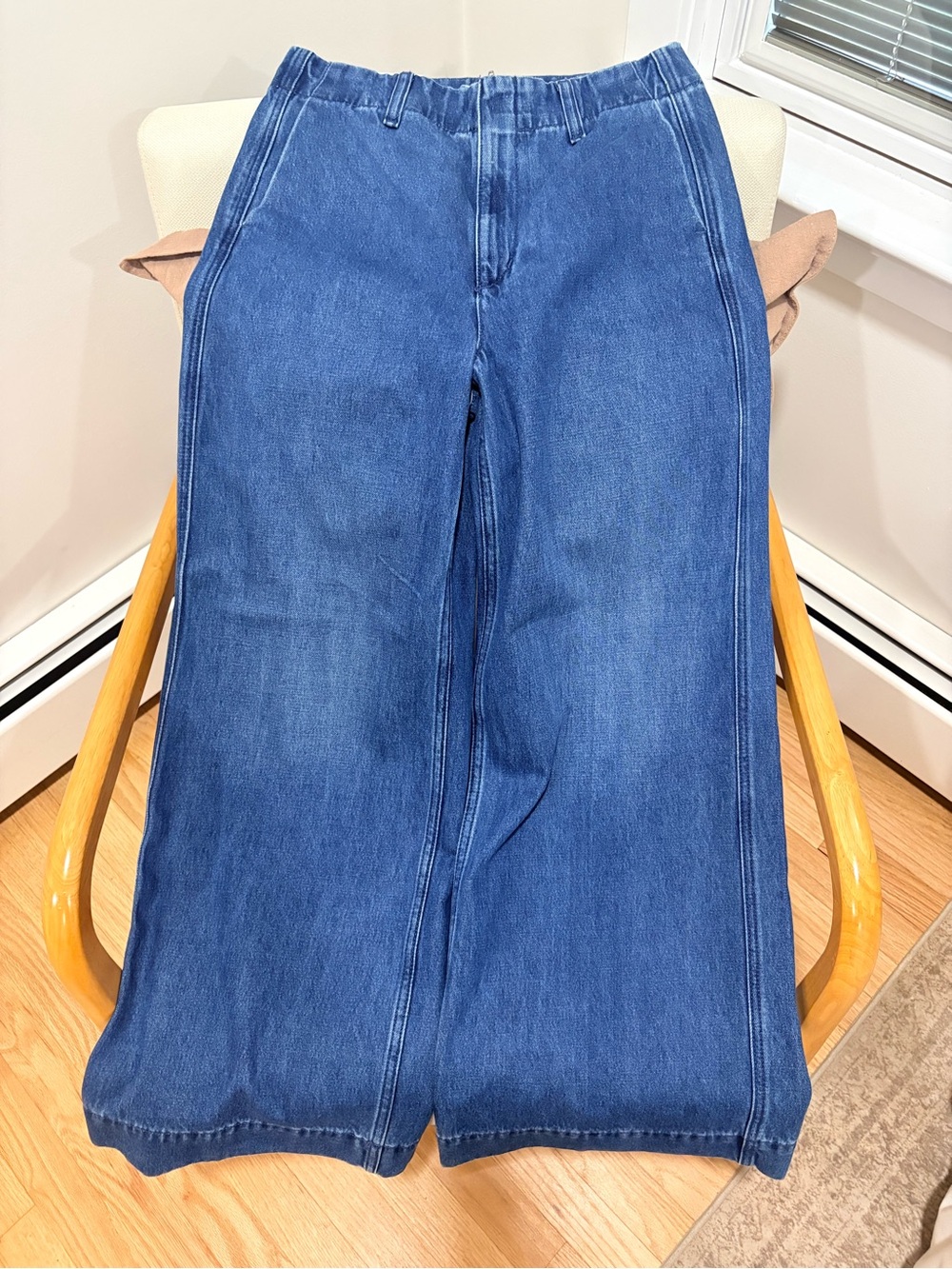 Wide-Leg Jeans in Deep Blue